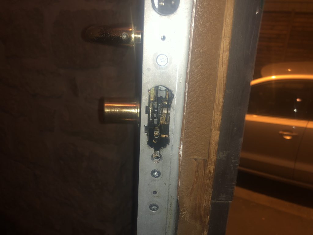 AOZ Pro pour dépannage serrurerie à paris 3 pas cher