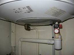 Un chauffe-eau de marque Fleck