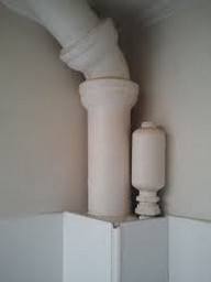 Une colonne d'évacuation