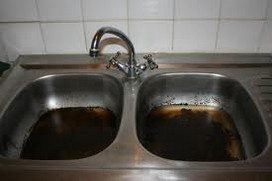 Un évier bouché
