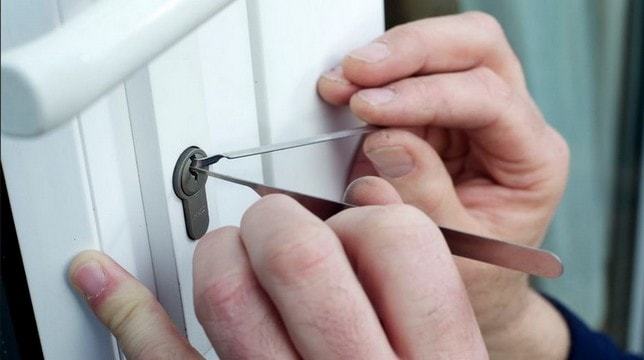 Ouverture de porte en urgence