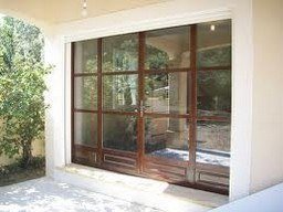 Installation vitrée en plomberie vitrerie et serrurerie à Paris