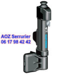 Serrure de portillon.Produit disponible chez AOZ. Possible de installer par nos serruriers av