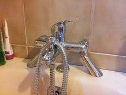 Changement de robinet de baignoire par un plombier à paris 6